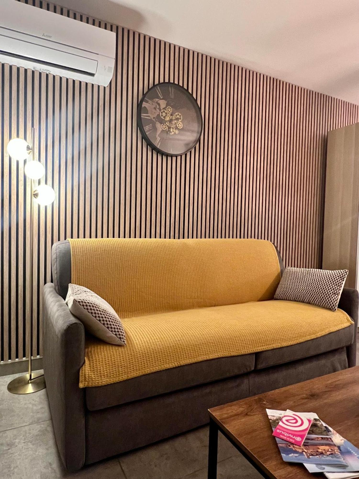 Studio Climatise, Cosy Et Calme Au Centre Ville Antibes Exterior foto